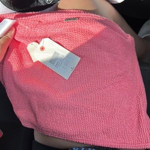 93% polyester stretchy.